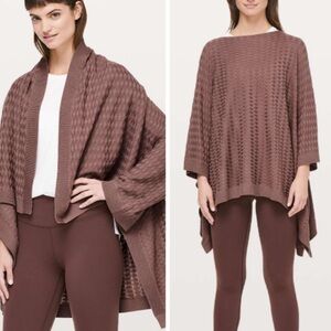 Lululemon Divinity Poncho *Woven